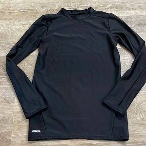 Athletic under garment long sleeved shirt